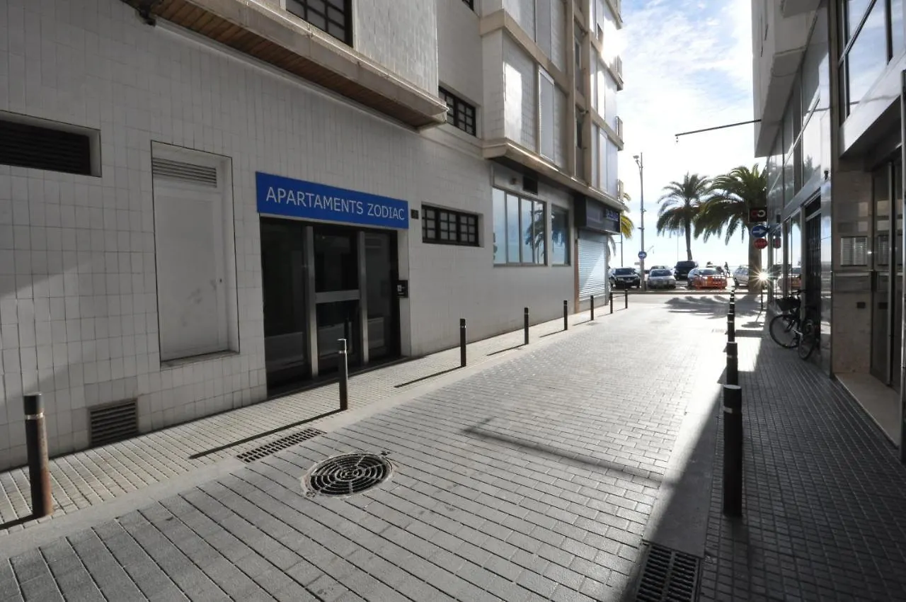 Apartamento Gloria Lloret de Mar 0*,  Spanyolország